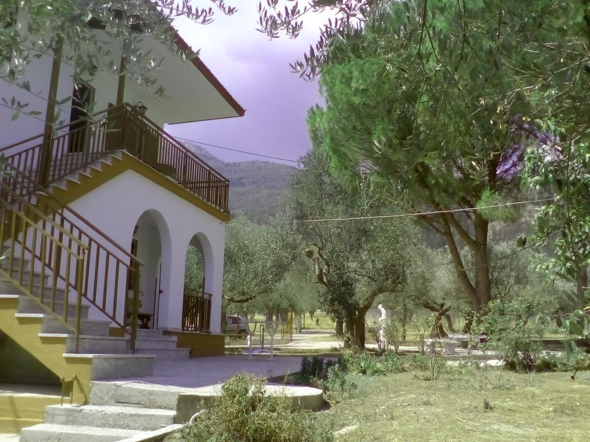 manousi 2  Villa Mystras Buitenkant foto